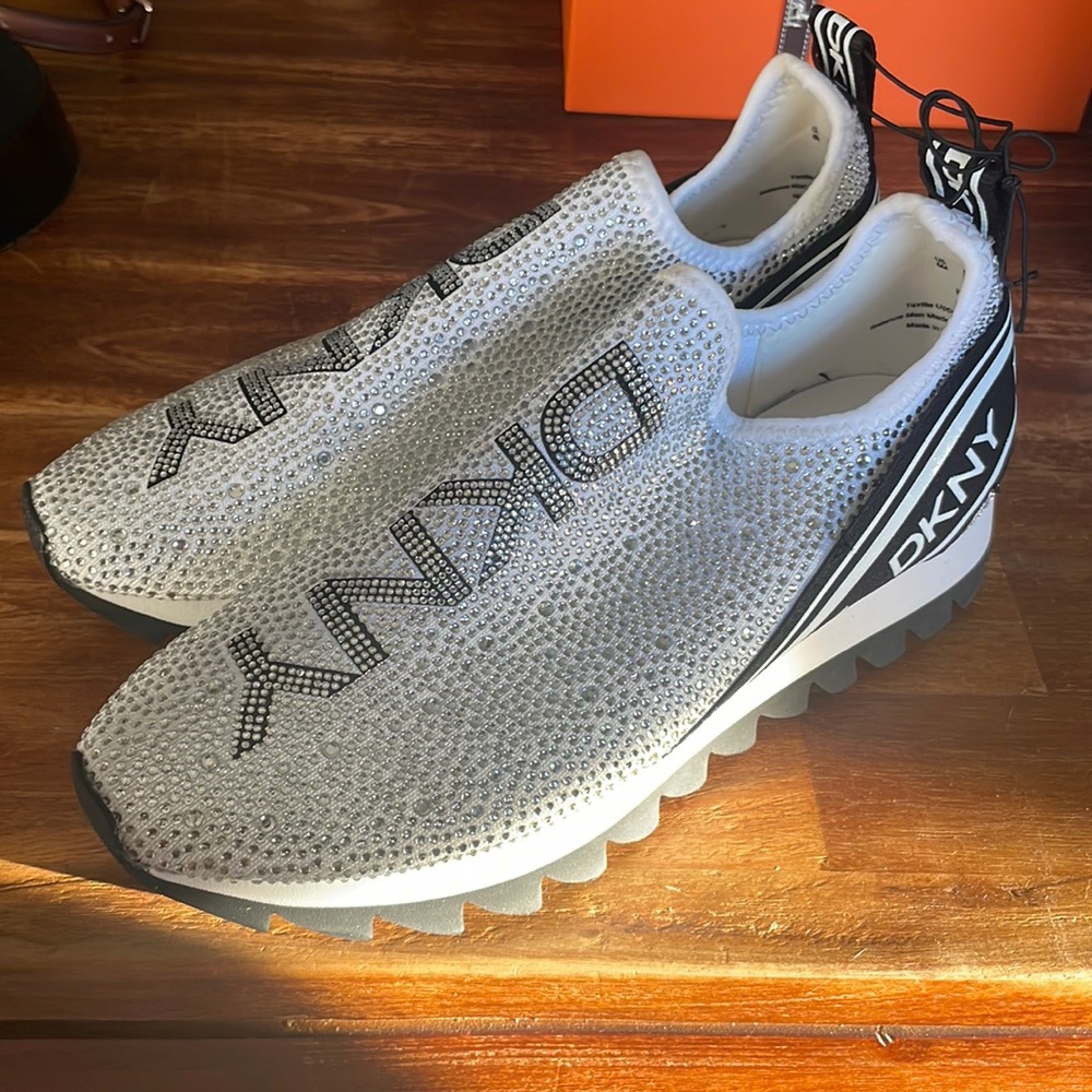 DKNY CRYSTAL SNEAKERS